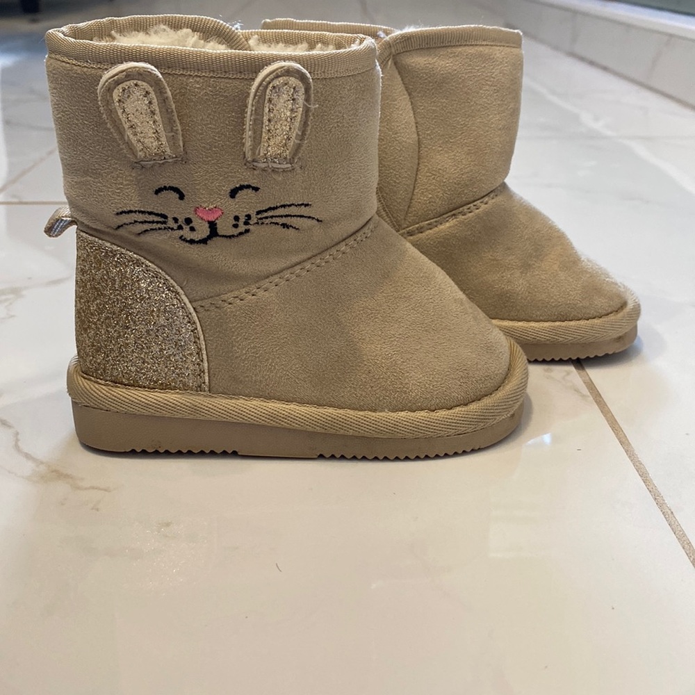 Toddler bunny boots